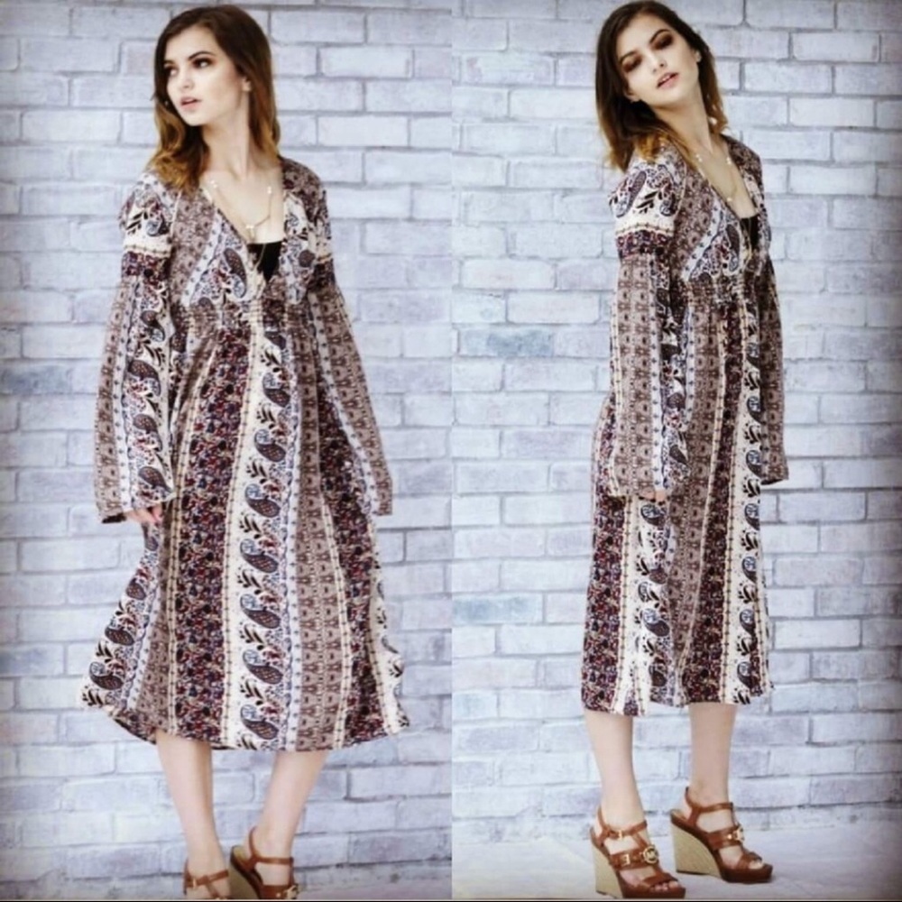 ❌DONATED❌Brown Paisley Stripe Floral Print Boho Midi Dress - Picture 3 of 9